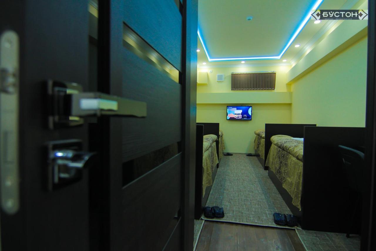 Hostel Buston تشكالوفسك المظهر الخارجي الصورة